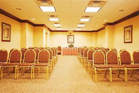 Holiday Inn Express Waterbury Servizi foto